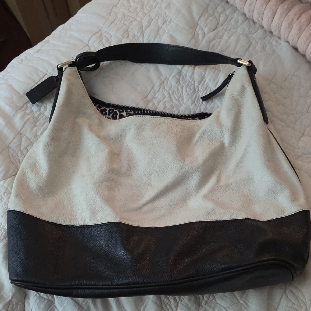 Banana Republic Black and Cream Hobo Bag